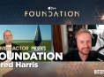 Jared Harris sur Foundation: Hari Seldon de la saison 3 : "Plus le ma&icirc;tre des marionnettes mais une marionnette".