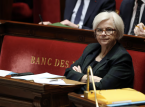 Macron pr&eacute;conise une relance de la d&eacute;fense &agrave; hauteur de 36 milliards d'euros.