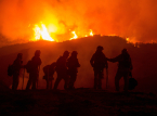10 000 personnes &eacute;vacu&eacute;es en France &agrave; cause d'un gigantesque incendie de for&ecirc;t