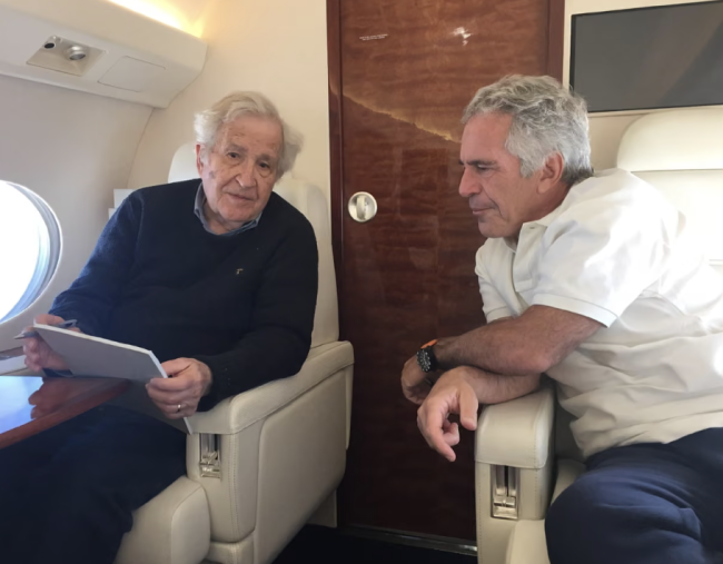 L'épouse de Noam Chomsky présente ses excuses pour la "grave erreur" qu'elle a commise concernant les liens avec Jeffrey Epstein.