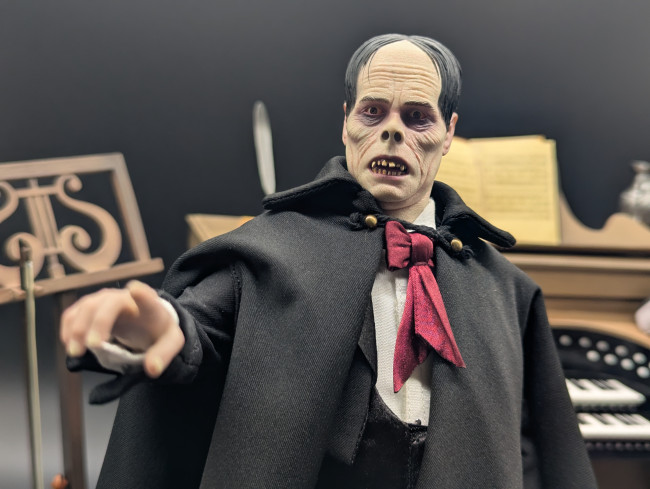 La figurine du Fantôme de l'Opéra 1/6 est une merveille à contempler.