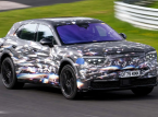 Voici un premier aper&ccedil;u camoufl&eacute; du premier v&eacute;hicule &eacute;lectrique de Bentley.
