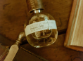 Sentez-vous comme au Moyen-&Acirc;ge avec l'Eau de Parfum officielle de Kingdom Come : Deliverance, l'eau de parfum officielle du jeu.