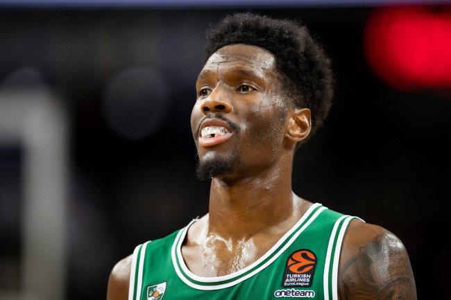 Le Panathinaikos signe la star américaine Nigel Hayes-Davis, troisième joueur le mieux payé de l'EuroLeague.