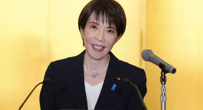 Le premier ministre japonais demande à la population de se réfugier en hauteur après le tremblement de terre survenu au large des côtes du pays.